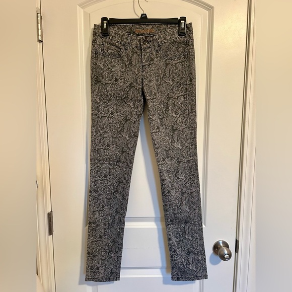 Y2K Billabong low rise boho grey and black patterned skinny jeans - Picture 1 of 7
